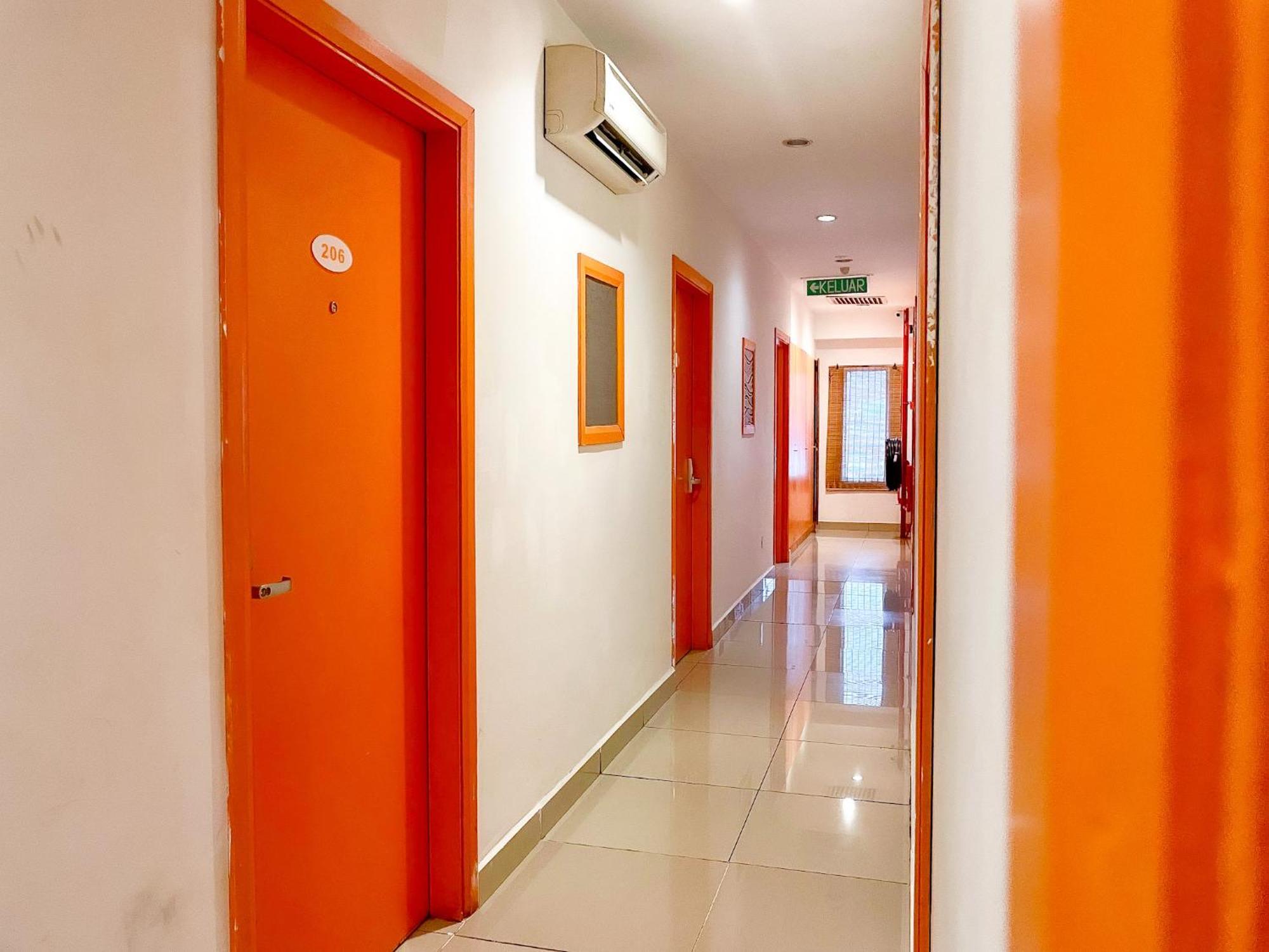 1 Hotel Taman Connaught Kuala Lumpur Exterior foto