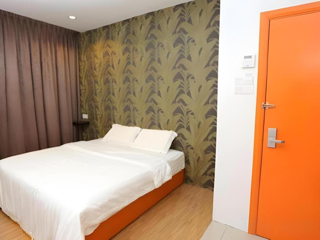 1 Hotel Taman Connaught Kuala Lumpur Exterior foto