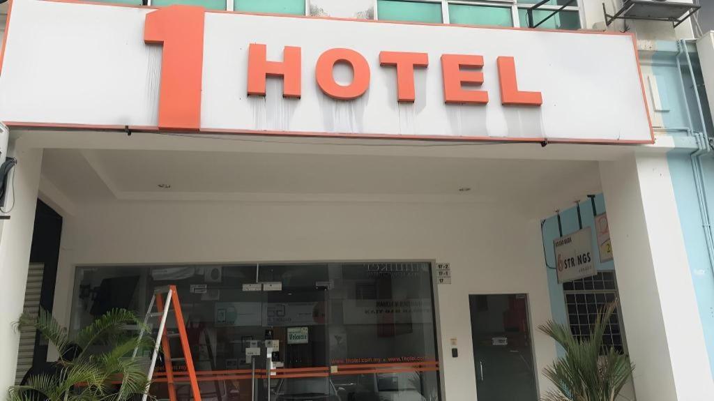 1 Hotel Taman Connaught Kuala Lumpur Exterior foto